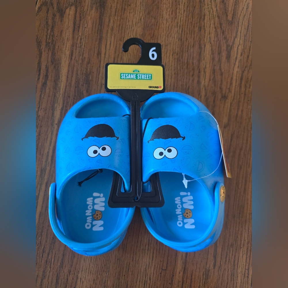 NWT Sesame Street Baby Comfort Clog Sandals Size 6